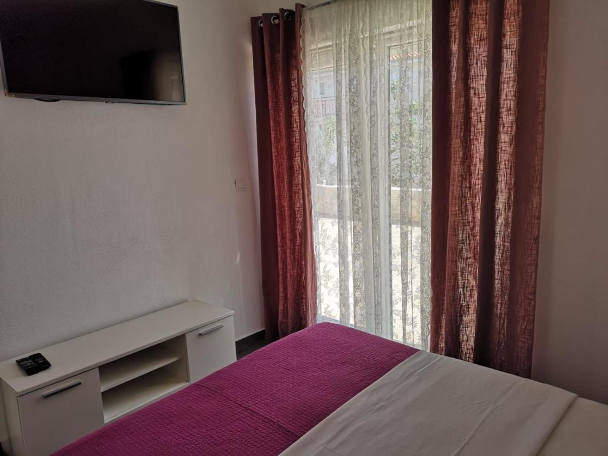Apartment Klara Primošten Esterno foto