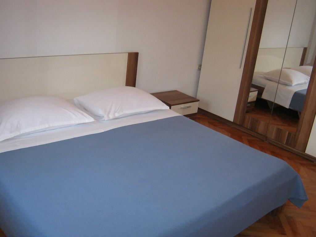 Apartment Klara Primošten Esterno foto