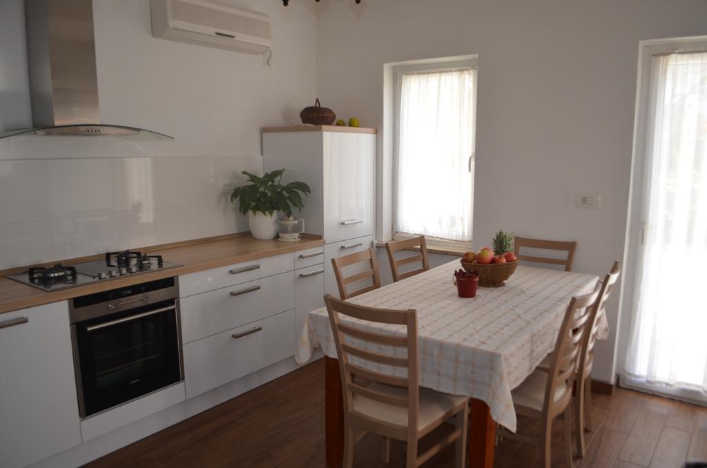 Apartment Klara Primošten Esterno foto